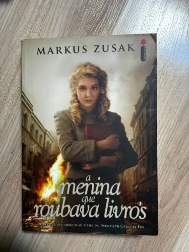 A menina que roubava livros 