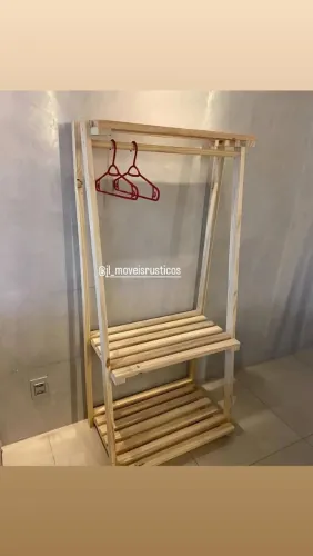 Vendo arara em pinos