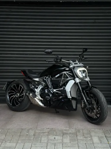 Ducati X Diavel 2020