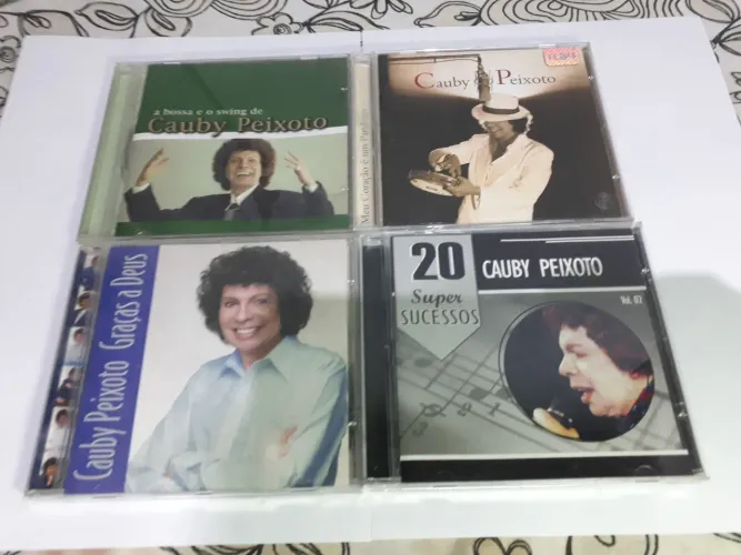 Lote de 4 CDs Cauby Peixoto