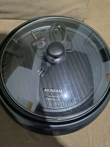 Chapa/Grill Elétrico Mondial Cook & Grill Premium