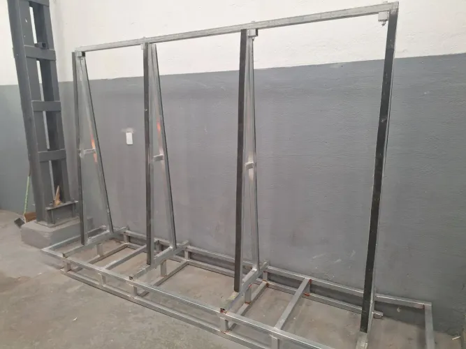 Cavalete aço galvanizado reforçado já com borracha 
