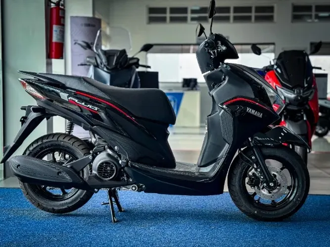 Yamaha Fluo ABS Hybrid Connected 2026
