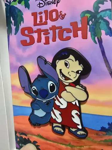 Pin de lilo & Stitch da Coleção Disney - D23 - Iron estúdio - 2024