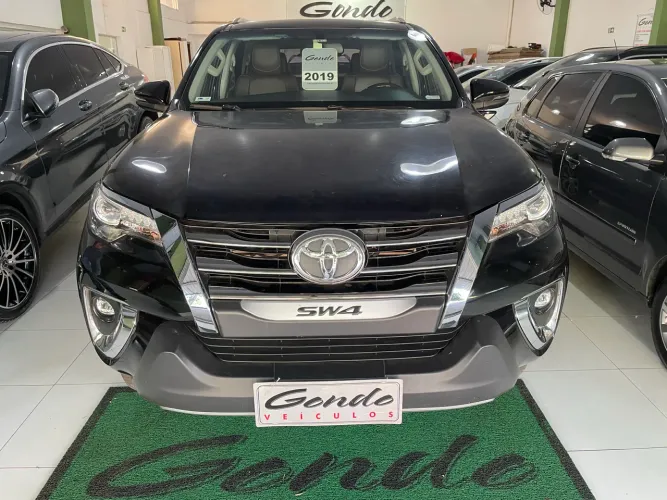 Toyota Hilux SW4 SRX 4X4 2.8 TDI 16V Dies. Aut. 2019