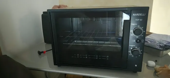 Forno elétrico Nardelli Top 60 - Impecável 