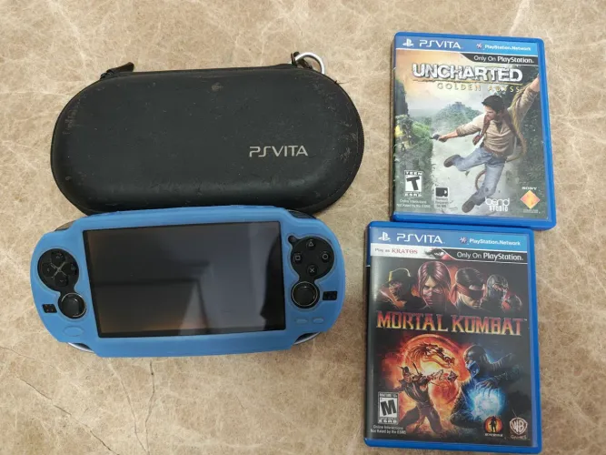 PlayStation Vita + Jogos