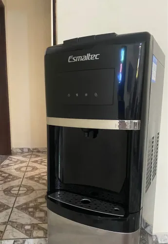 Bebedouro de Coluna Esmaltec EGCQF HE - Aço Inox Premium 127V