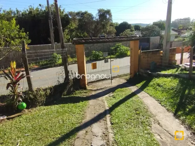 Terreno à venda no bairro Ratones em Florianópolis SC