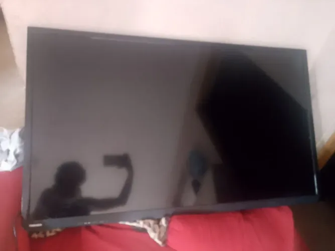 Televisão Toshiba pra conserto 48 polegadas 