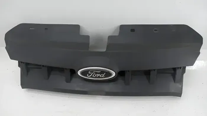 Grade Dianteira Parachoque Ford Fiesta 10 A 14 C/ Detalhe Fosco
