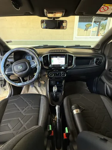 Fiat Strada Volcano 1.3 Flex 8V CD 2024