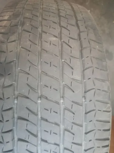 Pneu Firestone 17 semi novo
