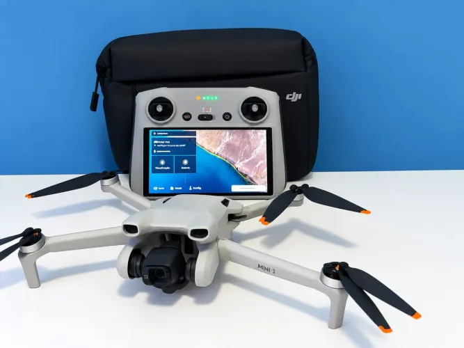Drone DJI Mini 3 RC TELA ( Semi Novo ) IMPERDÍVEL+ CASE DJI/ Em até 18X