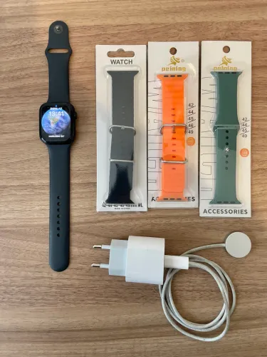 Apple Watch S9 45mm LTE 98% Bat + 3 Pulseiras