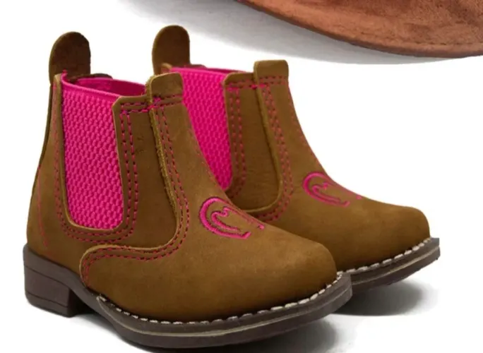BOTA côutrin tamanho 22/23