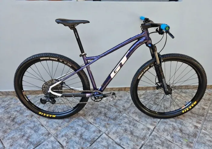 Bicicleta GT Avalanche Expert aro 29