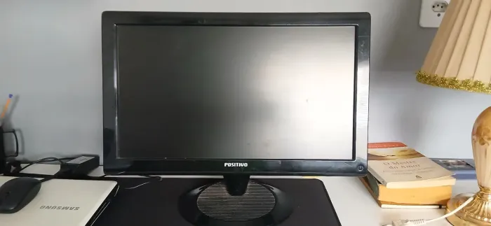 Monitor Positivo 
