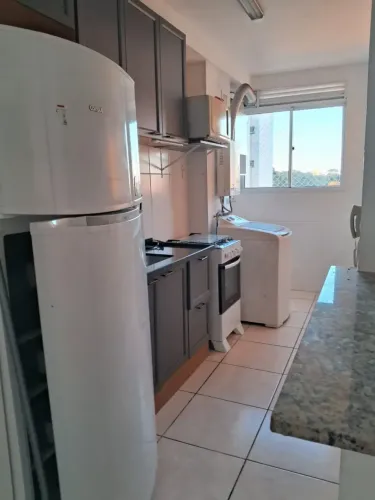 Alugo apartamento mobiliado no Bairro da Glória com 03 quartos