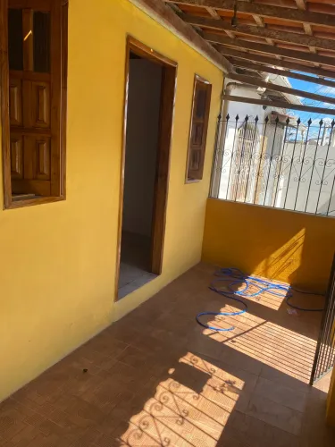 VENDE-SE LINDA CASA EM AMARGOSA ( APENAS VENDA) PIX