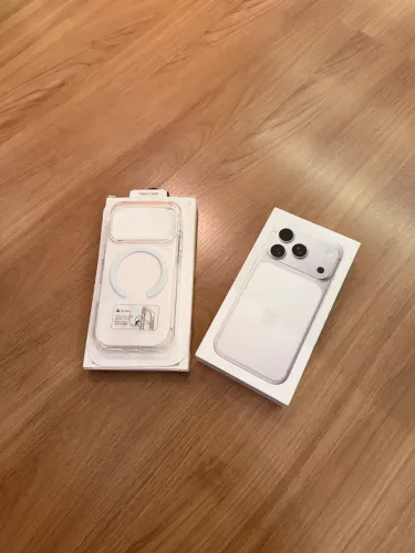 IPHONE 17 PRO 256GB SILVER NOVO LACRADO