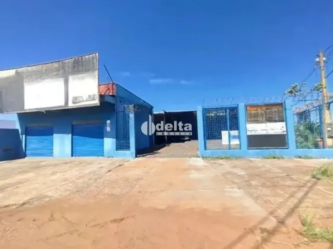Loja disponível para locação no bairro Novo Mundo em Uberlândia-MG