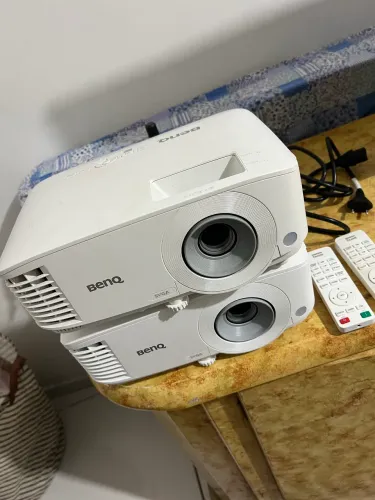  2 Projetor Benq Ms550 3600lm aceito trocas leiam as descrição 