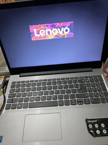 Vendo notebook Lenovo