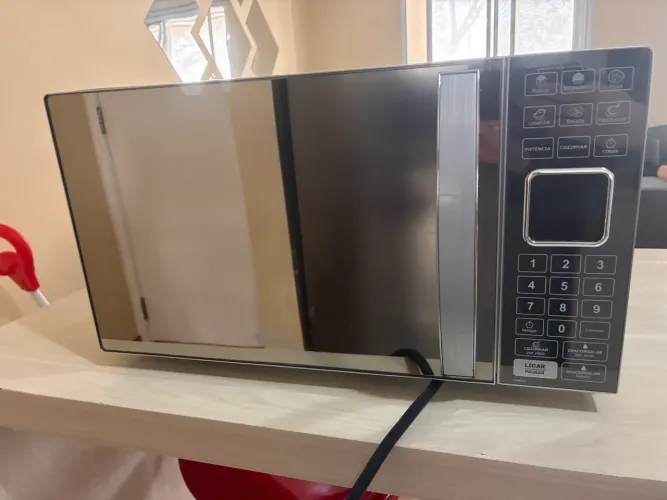 Micro ondas Philco 25L Prata Espelhado (PME25)