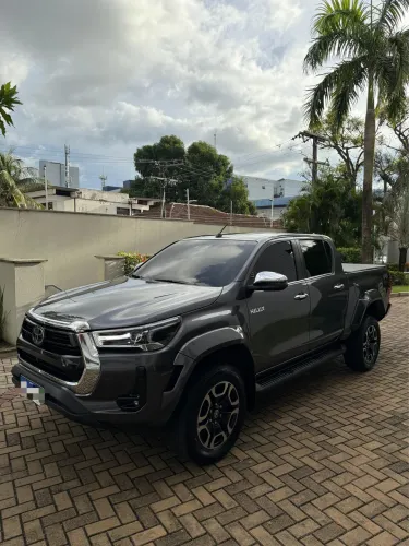 Toyota Hilux CD SRX Plus 4X4 2.8 TDI Die. Aut. 2024
