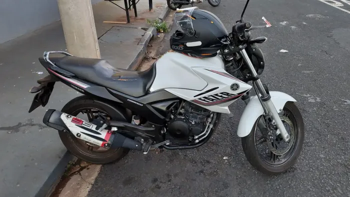 Fazer 250