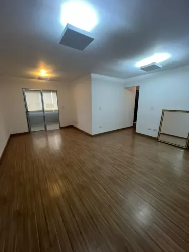 LOCAÇÃO OU VENDA! APARTAMENTO COM LOCALIZAÇÃO PRIVILEGIADA!, São Roque -SP