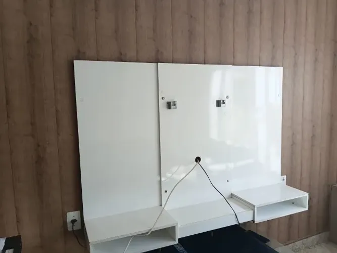 Rack para TV Off-White - Design Moderno e Funcional