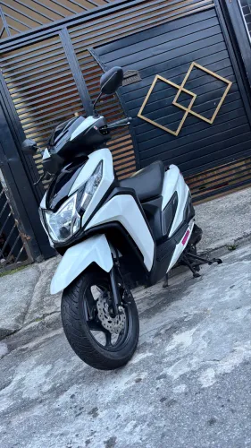 Elite 125 de Mulher
