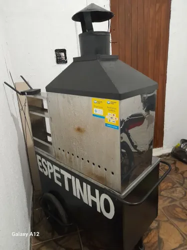 Carrinho de espetinho 