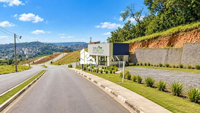 Lote Comercial de Esquina com 461,62 m² e Construção de 50 m² Vila Porto, Itapevi