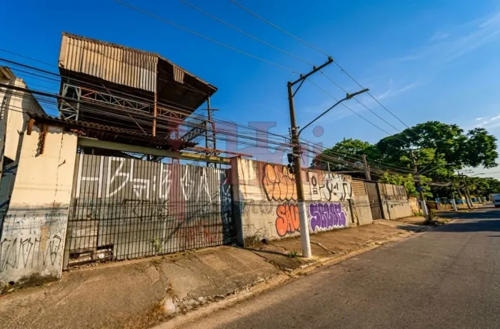 Terreno á Venda 3891m² - Parque Novo Mundo