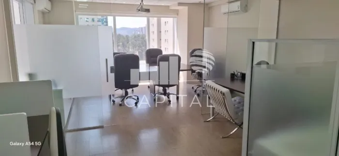 Venda e Locação de Sala Comercial Mobiliada Em Alphaville