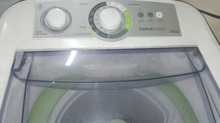 Máquina de lavar roupas 8kg funciona perfeitamente 