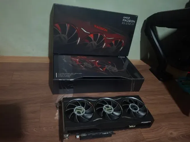 Placa De Vídeo Amd Xfx Rx 6750 Xt 12gb Gddr6 Gaming