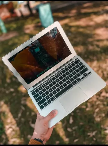VENDO MACBOOK 2015