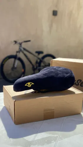 Selim funsea eagle de camurça 