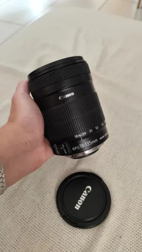 Lente zoom 18-135 EF-S (EOS) IS (estabilizador)