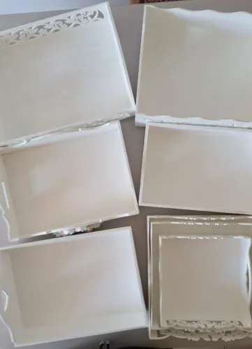 Kit 8 Bandejas de MDF com Pintura Branca Diversas
