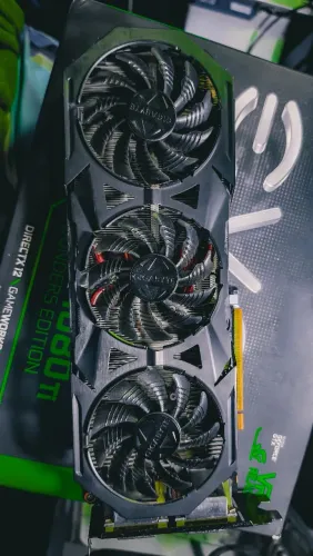 Placa de Vídeo Nvidia GTX 980 4Gb GDDR5