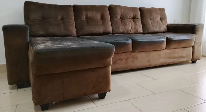 Sofá 4 lugares com chaise