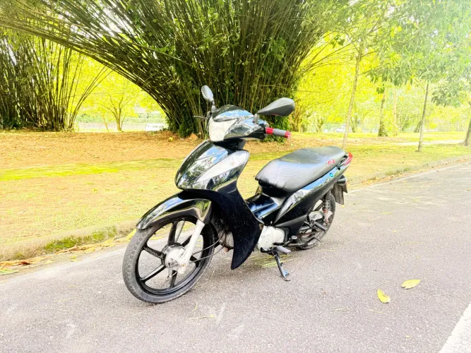 Biz 125 es 2013