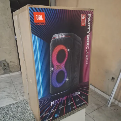 Caixa de som JBL partybox clube 120, nova, na caixa,lacrada com nota fiscal