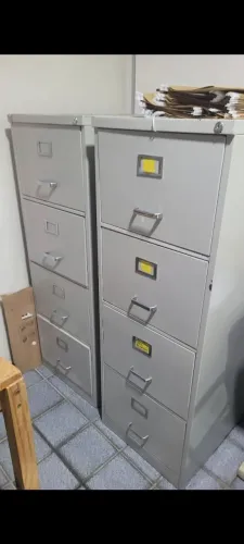 Gaveteiro de aço 