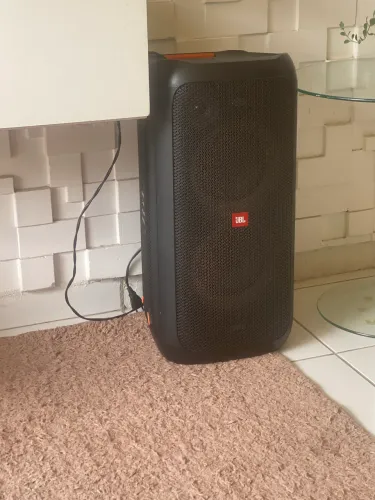 JBL a Patybox 100